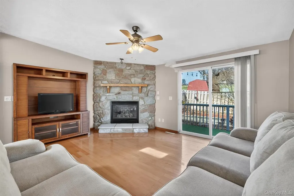 31 Thamsen Drive Stony Point NY 10980
