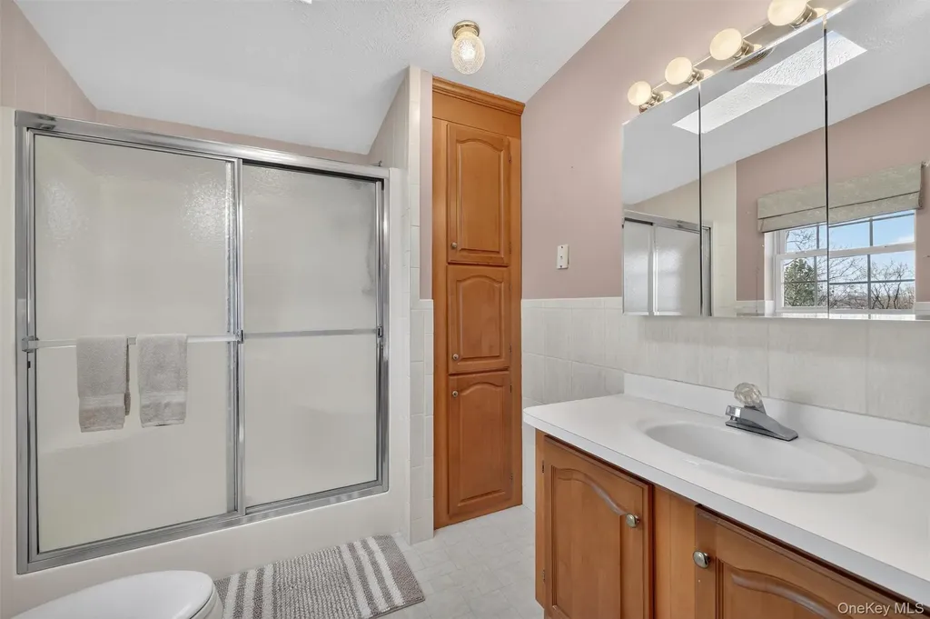 31 Thamsen Drive Stony Point NY 10980
