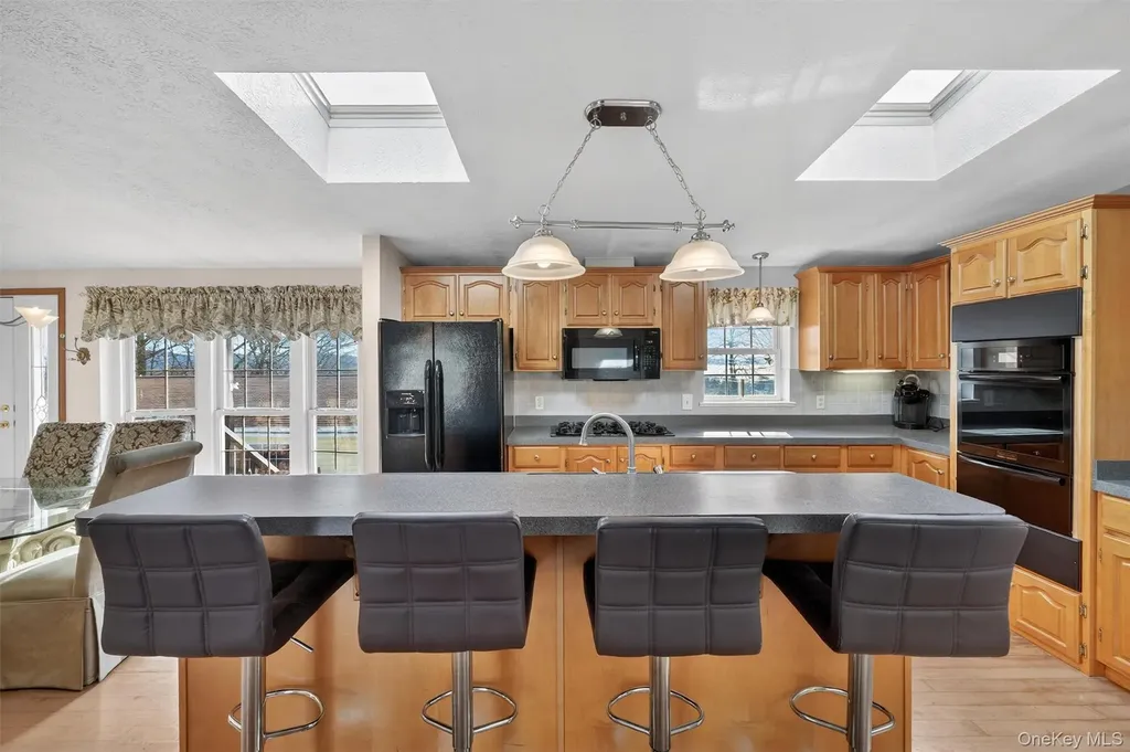 31 Thamsen Drive Stony Point NY 10980
