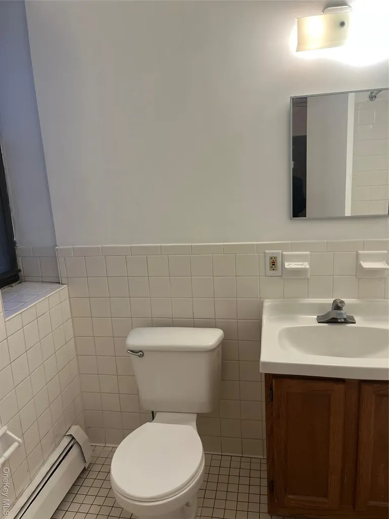 246 Sumpter Street Brooklyn NY 11233