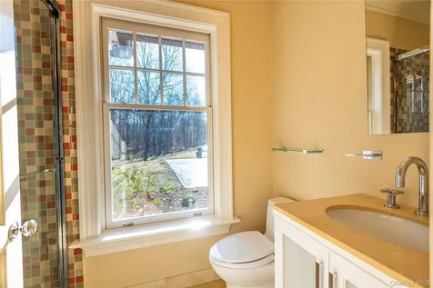 12 Cowdray Park Drive Armonk NY 10504