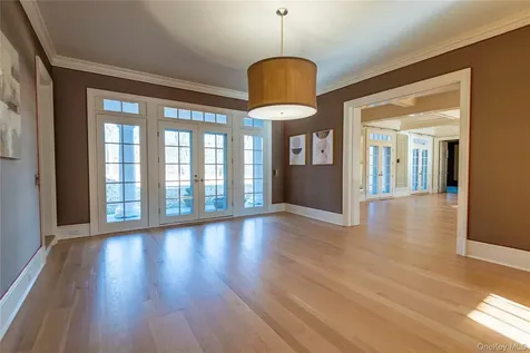 12 Cowdray Park Drive Armonk NY 10504