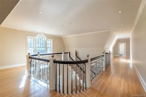 12 Cowdray Park Drive Armonk NY 10504