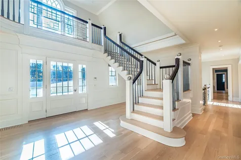 12 Cowdray Park Drive Armonk NY 10504