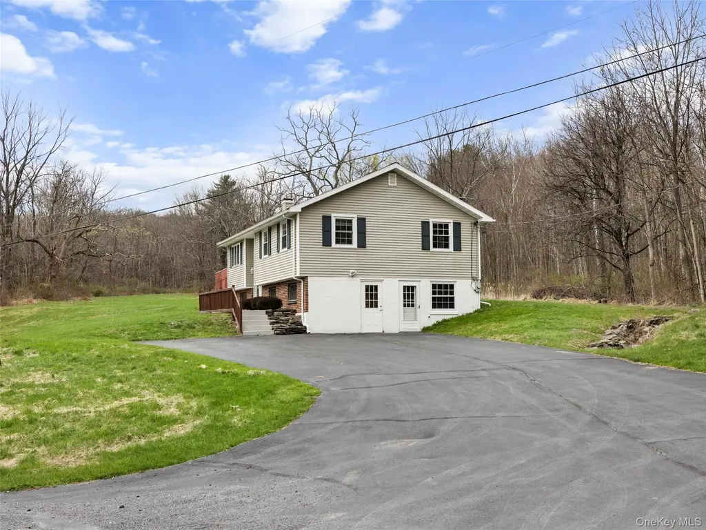 491 Floyd Ackert Road Esopus NY 12493