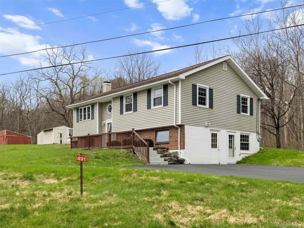 491 Floyd Ackert Road Esopus NY 12493