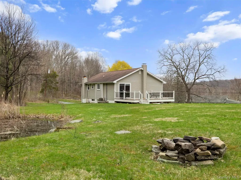 491 Floyd Ackert Road Esopus NY 12493