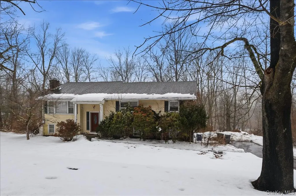 2327 Vista Court Yorktown Heights NY 10598