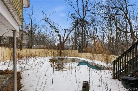 2327 Vista Court Yorktown Heights NY 10598