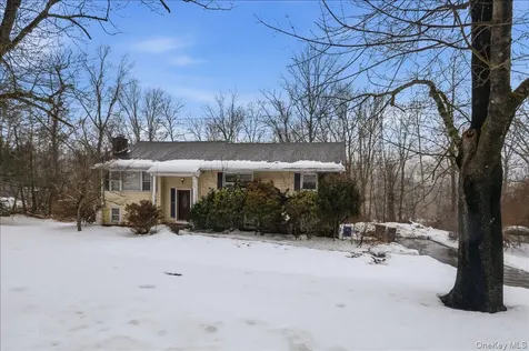 2327 Vista Court Yorktown Heights NY 10598