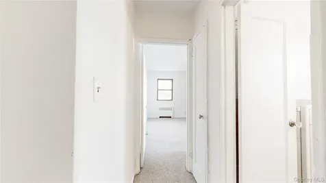 61 White Oak Street New Rochelle NY 10801