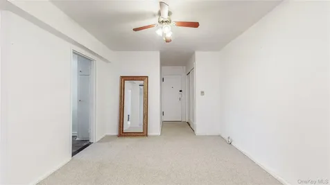 61 White Oak Street New Rochelle NY 10801