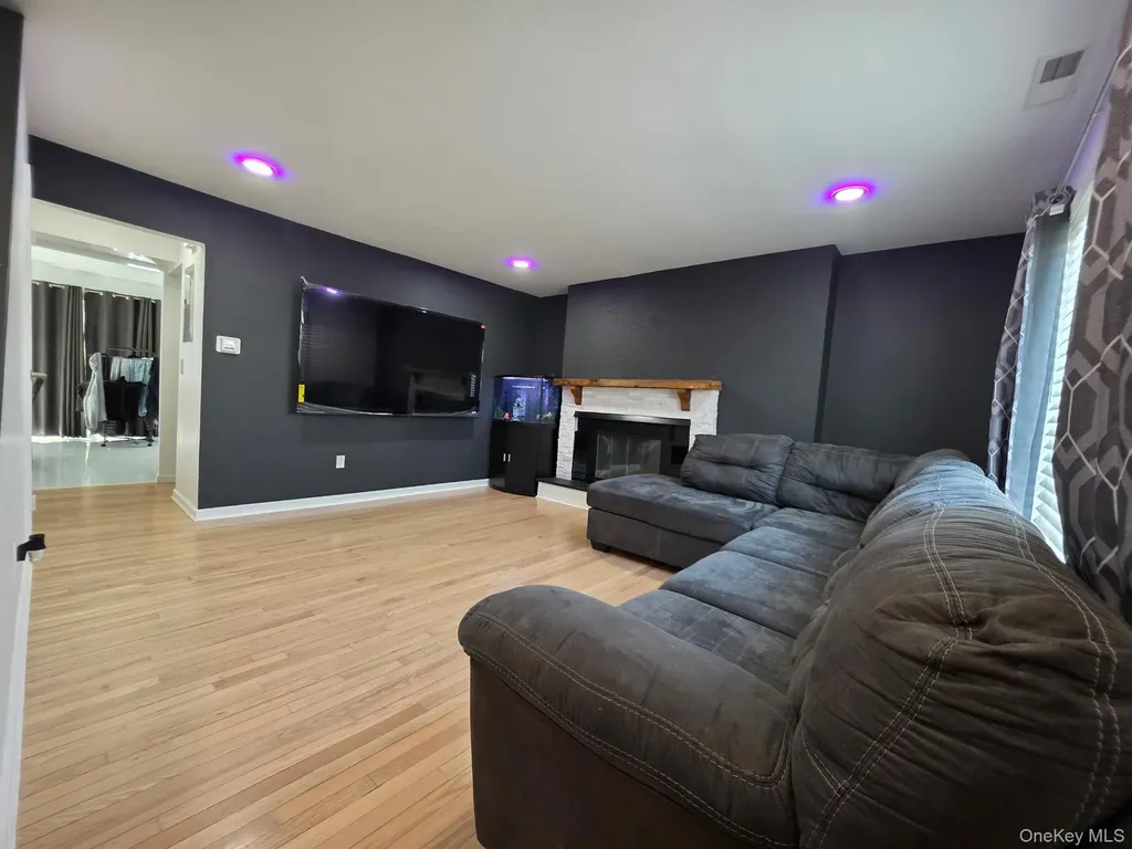 25 Pierces Road Newburgh NY 12550