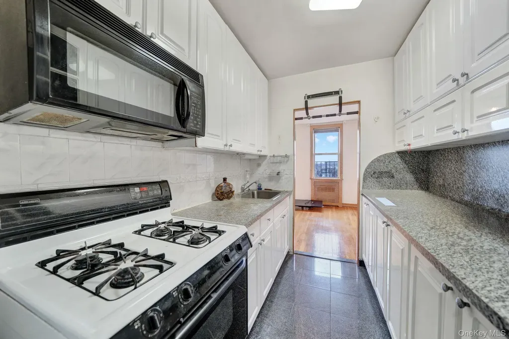 735 Avenue W Brooklyn NY 11223