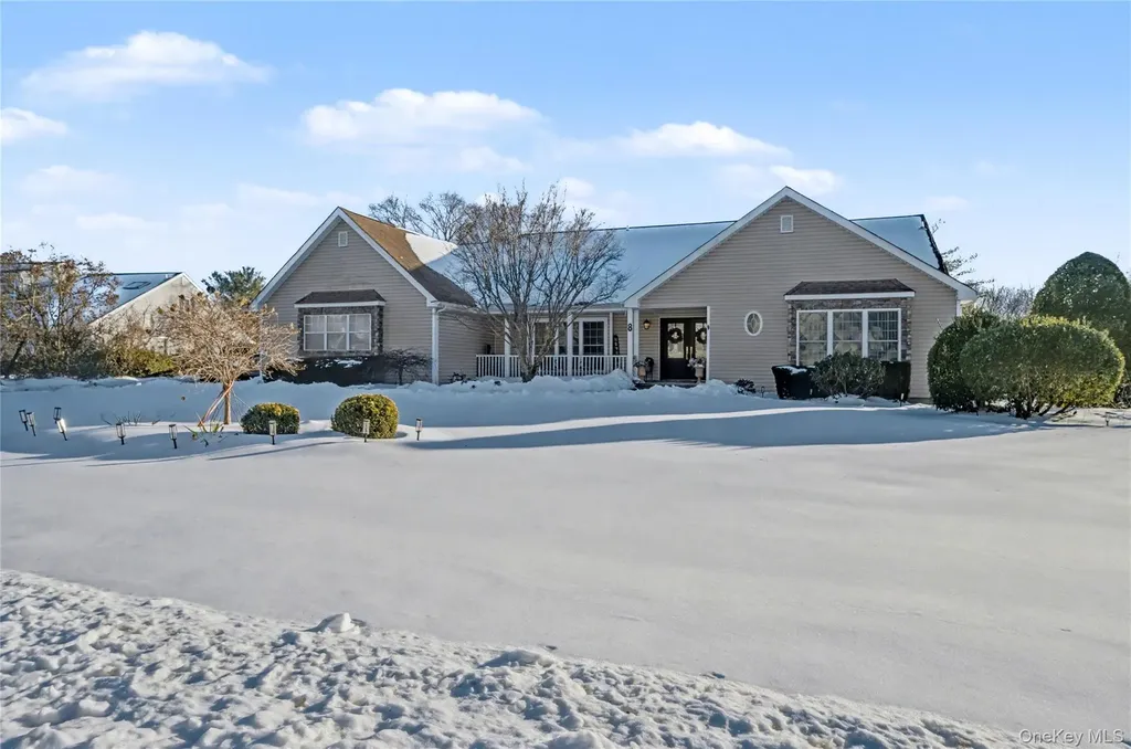 8 Paddock Drive Fort Salonga NY 11768