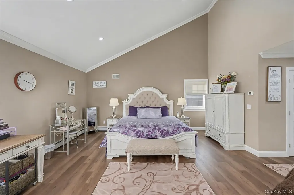 8 Paddock Drive Fort Salonga NY 11768