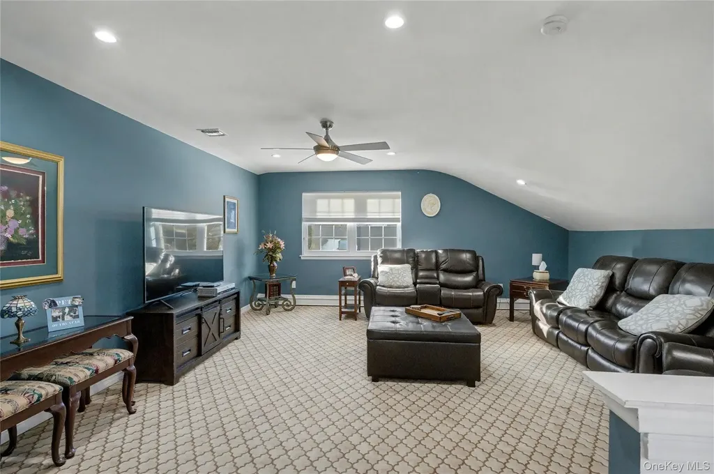 8 Paddock Drive Fort Salonga NY 11768