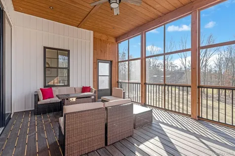 6 Conifer Court Poughkeepsie NY 12603