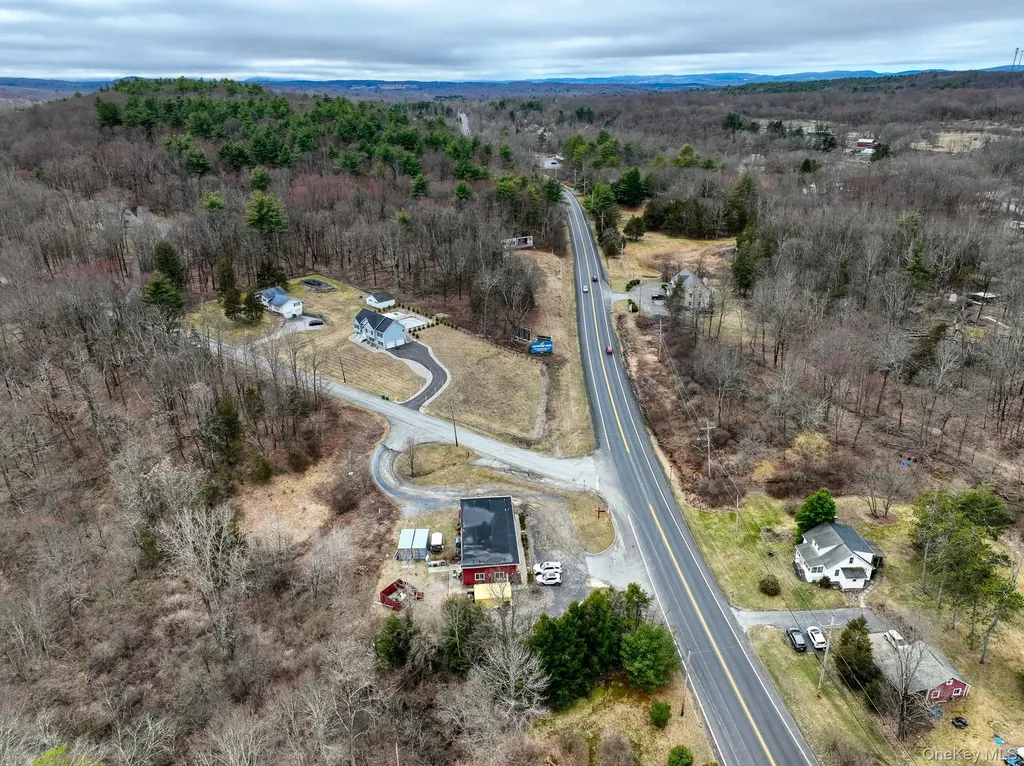 2316 Route 44 Pleasant Valley NY 12569