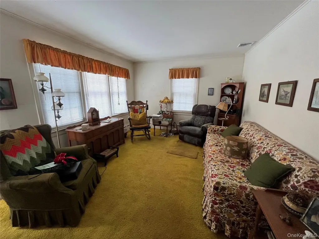 300 Hewlett Avenue East Patchogue NY 11772