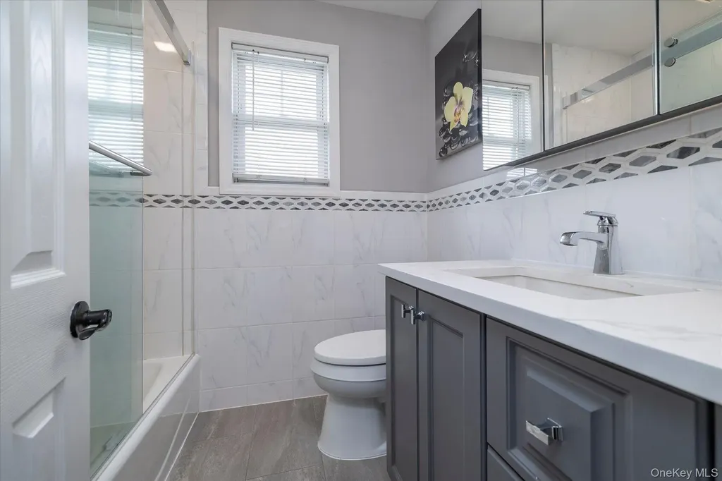 102 Franklin Avenue Malverne NY 11565