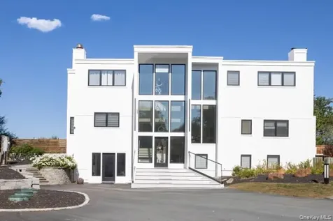 57305 Route 48 Greenport NY 11944