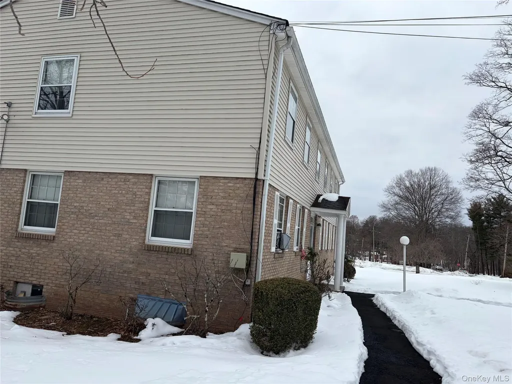 83 Gilchrest Road Valley Cottage NY 10920