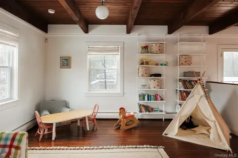 286 Blue Hill Road Hudson NY 12534