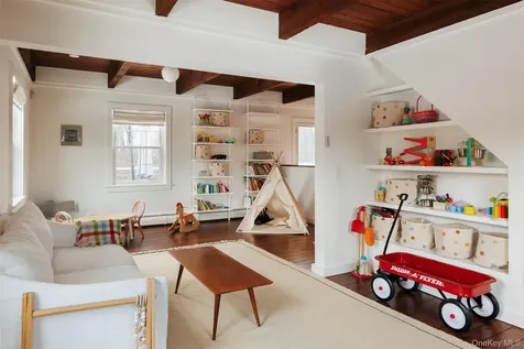 286 Blue Hill Road Hudson NY 12534