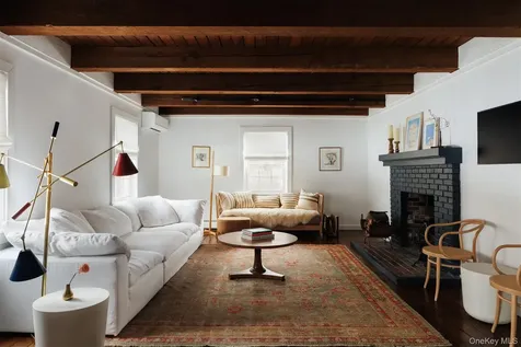 286 Blue Hill Road Hudson NY 12534