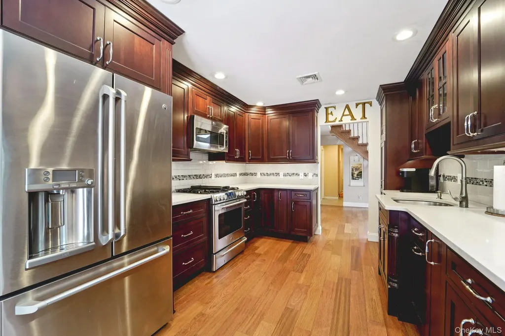 12 Chippewa Court Suffern NY 10901