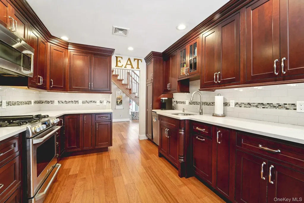 12 Chippewa Court Suffern NY 10901