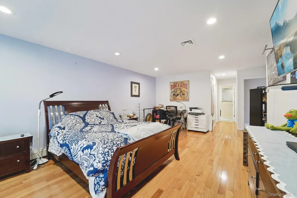 12 Chippewa Court Suffern NY 10901