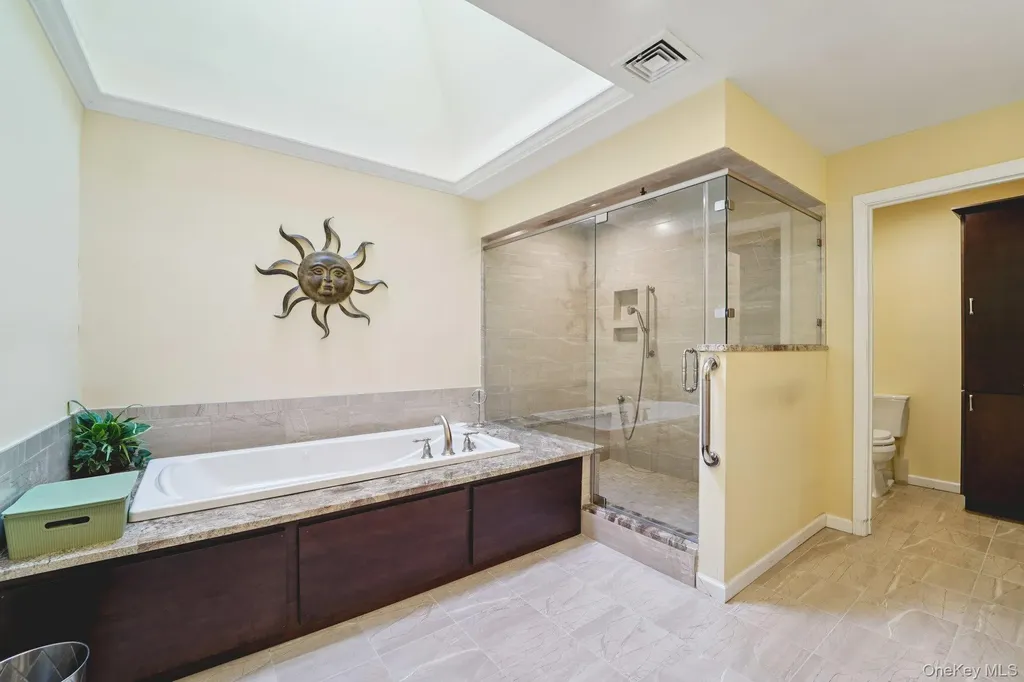 12 Chippewa Court Suffern NY 10901