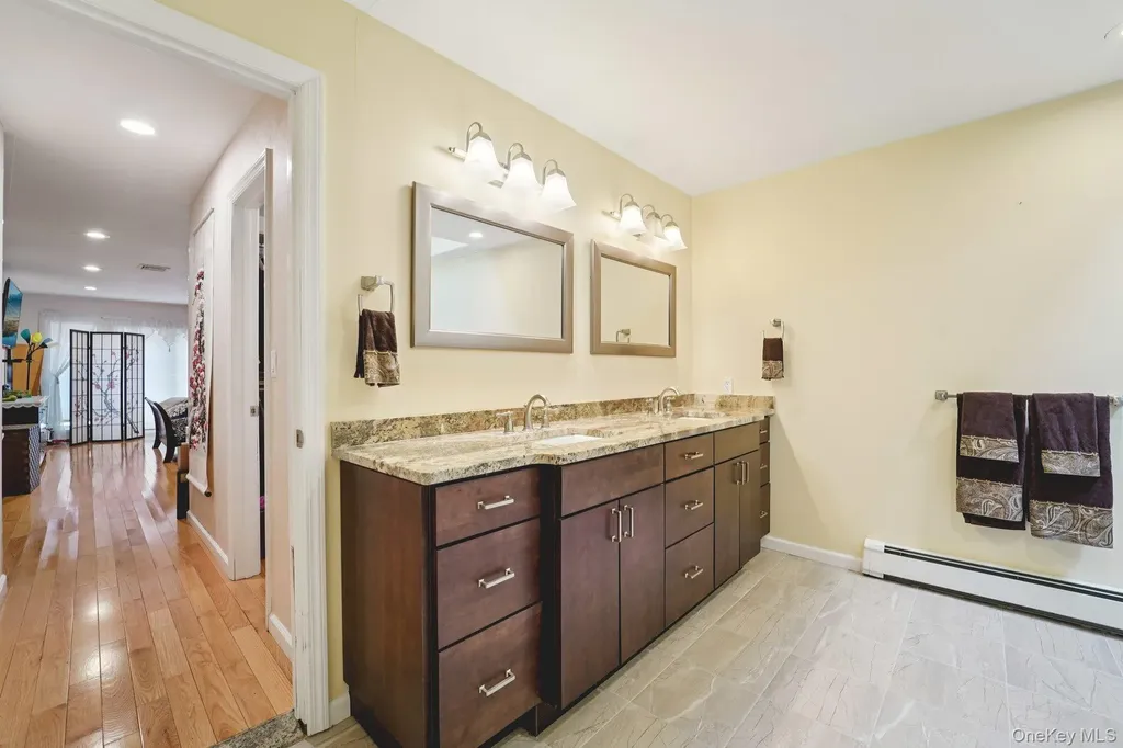 12 Chippewa Court Suffern NY 10901