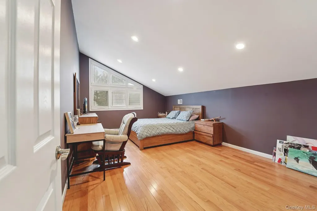 12 Chippewa Court Suffern NY 10901