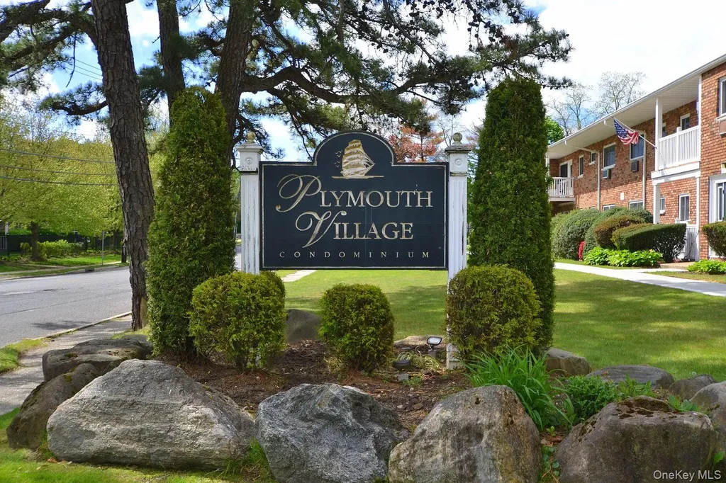 59 Adams Road Central Islip NY 11722