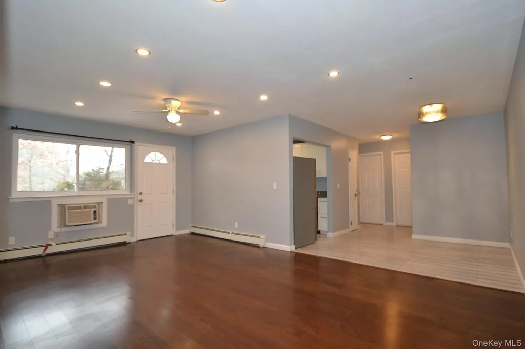 59 Adams Road Central Islip NY 11722