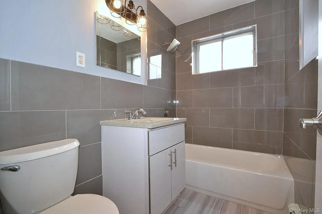 59 Adams Road Central Islip NY 11722
