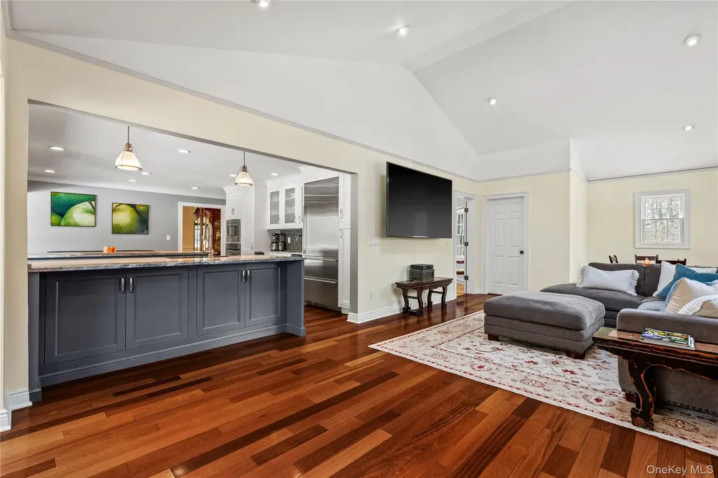 69 Brevoort Lane Rye NY 10580
