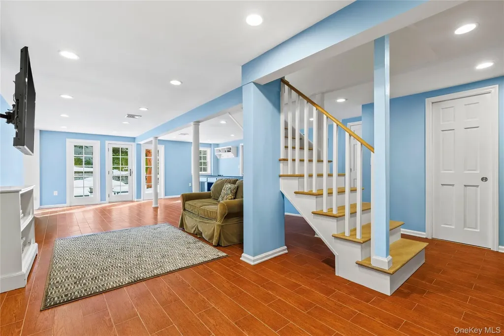 69 Brevoort Lane Rye NY 10580