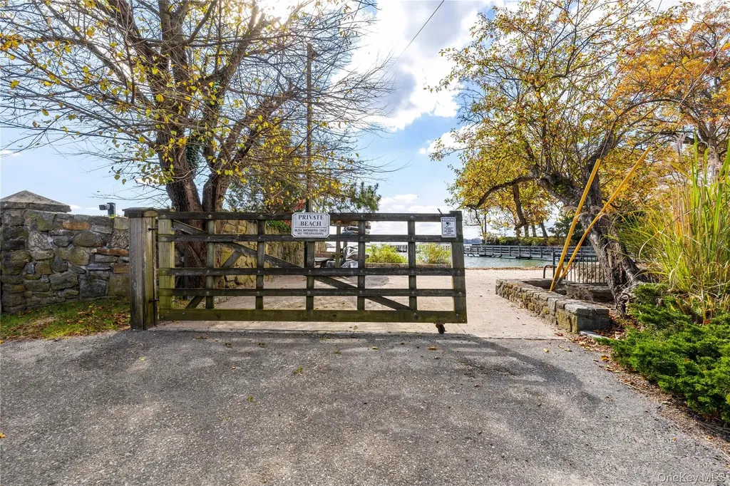 69 Brevoort Lane Rye NY 10580