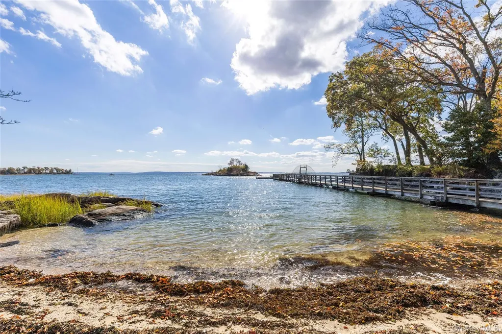 69 Brevoort Lane Rye NY 10580