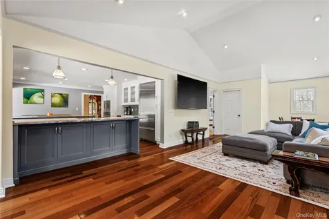 69 Brevoort Lane Rye NY 10580