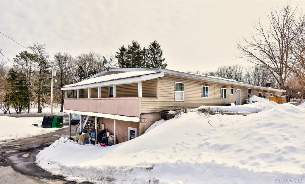 143 Freetown Road Wallkill NY 12589