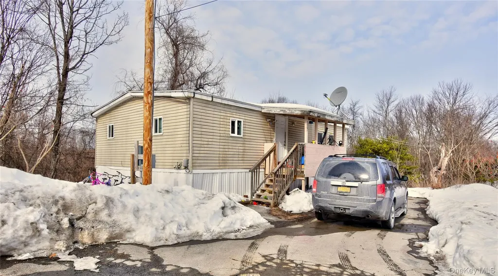 143 Freetown Road Wallkill NY 12589