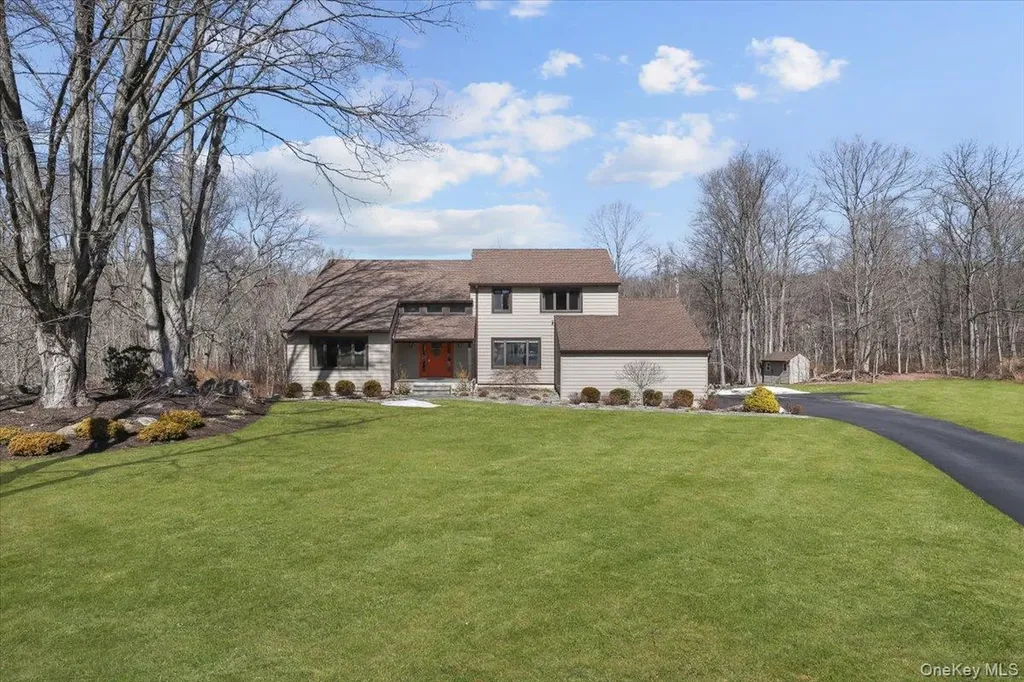 9 Comanche Court Katonah NY 10536