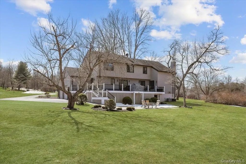 9 Comanche Court Katonah NY 10536