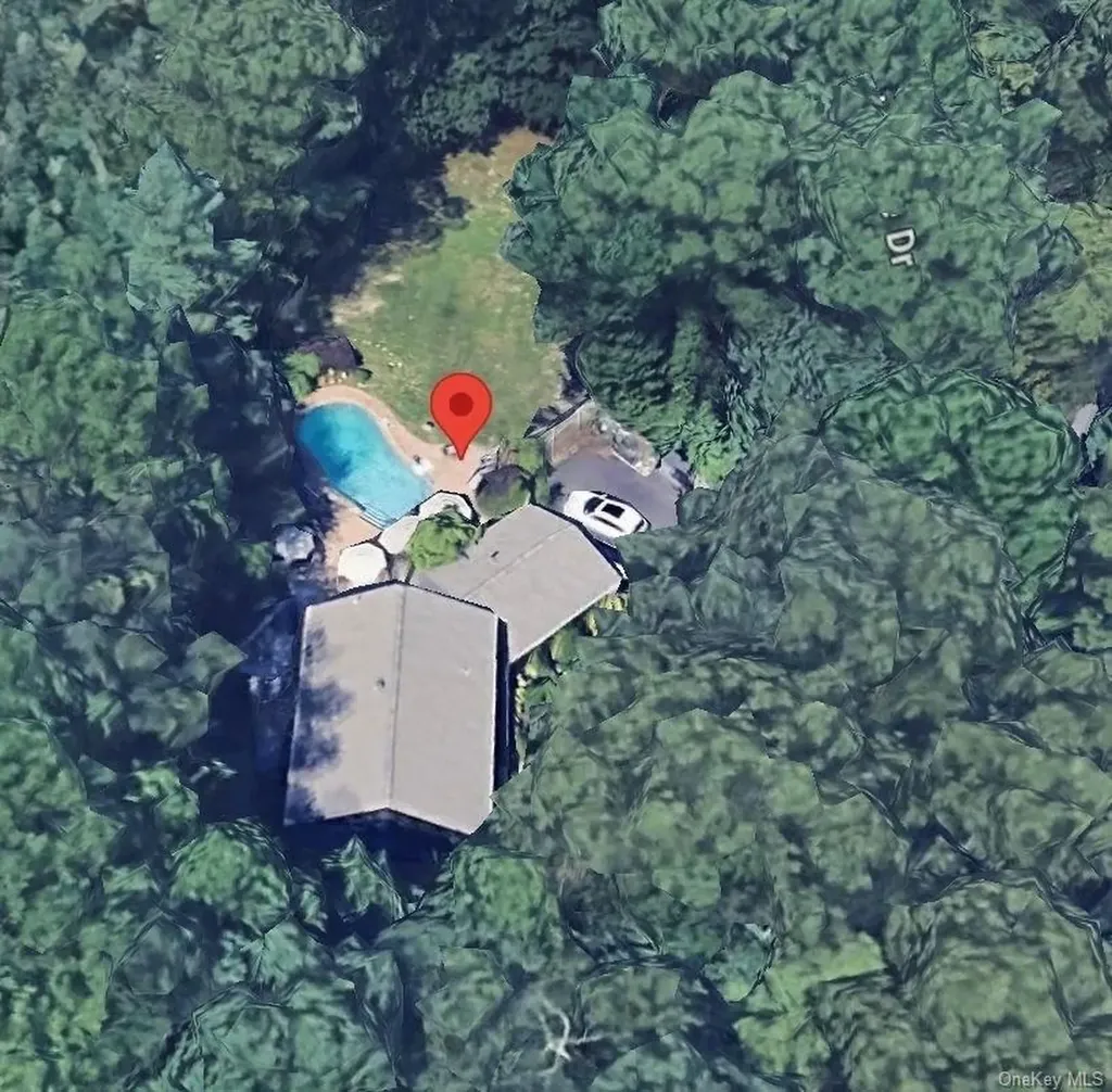 42 Hearthstone Drive Dix Hills NY 11746