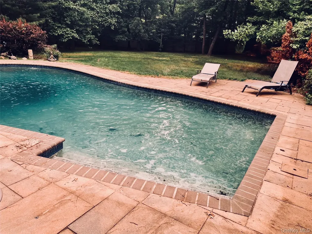 42 Hearthstone Drive Dix Hills NY 11746